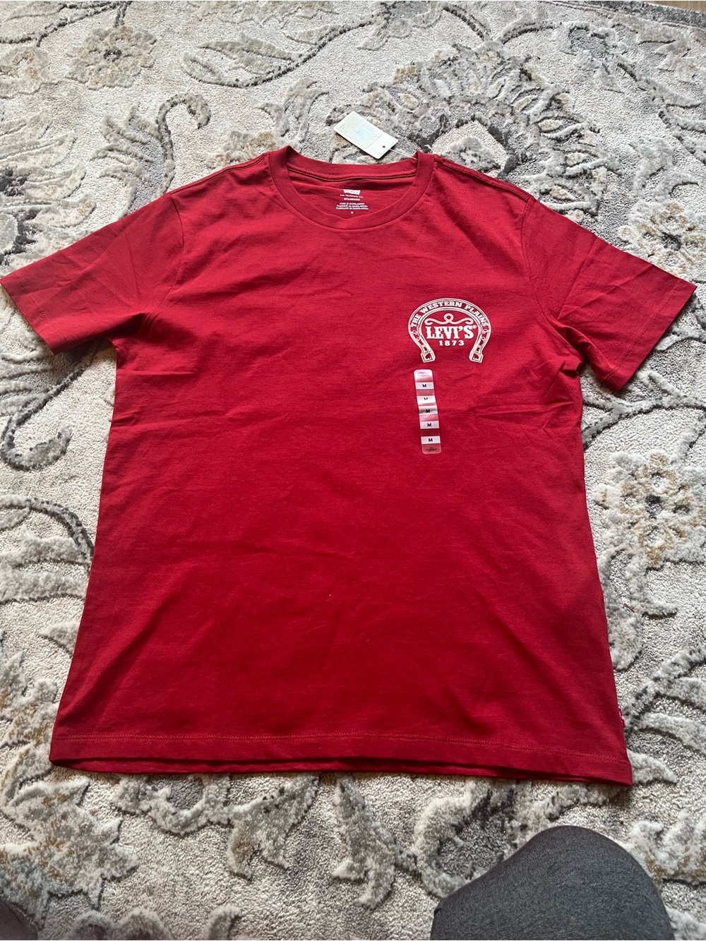 Levi's Red Short Sleeve Crew Neck Tee with Chest Emblem